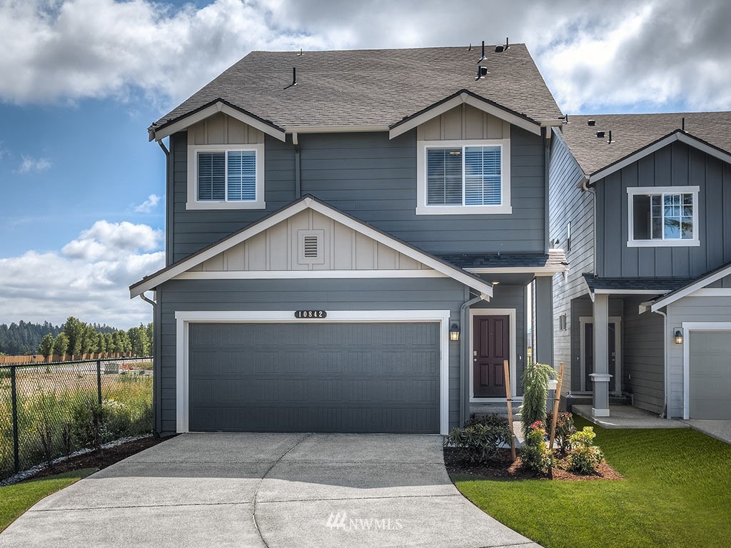 Sold 18224 110th Avenue E, 517, Puyallup, WA 98374 4 Beds / 1 Full Bath / 1 3/4 Bath / 1