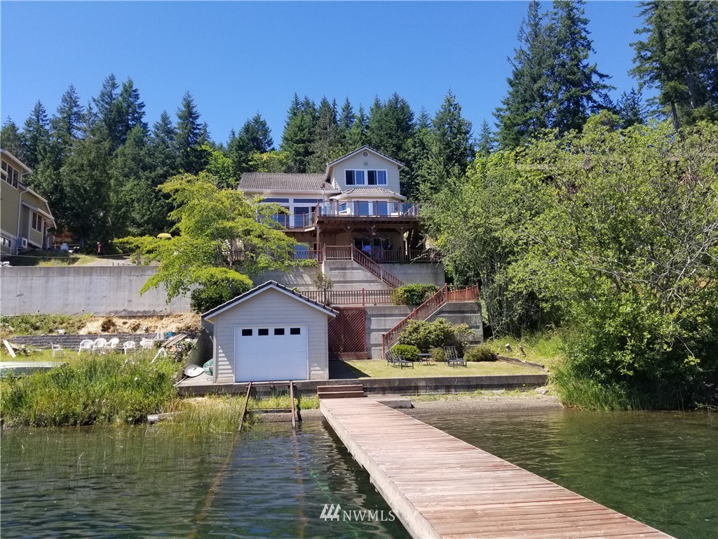 Sold 2339 Summit Lake Shore Road NW, Olympia, WA 98502 3 Beds / 1