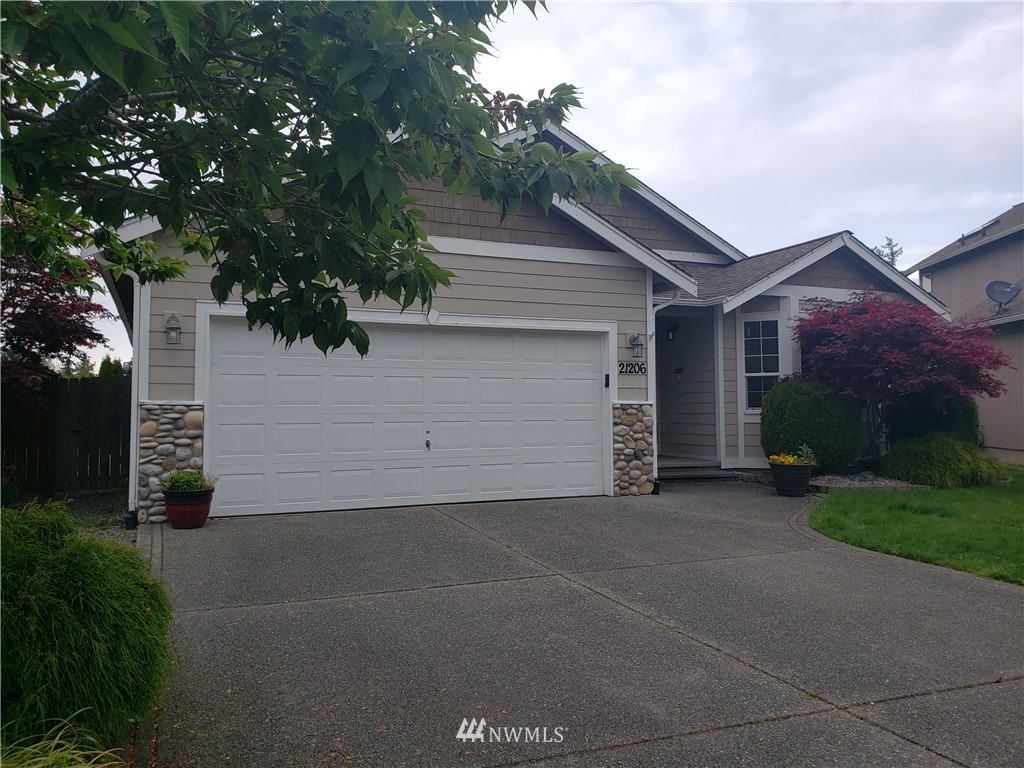 Sold 21206 81st Street E, Bonney Lake, WA 98391 3 Beds / 2 Full